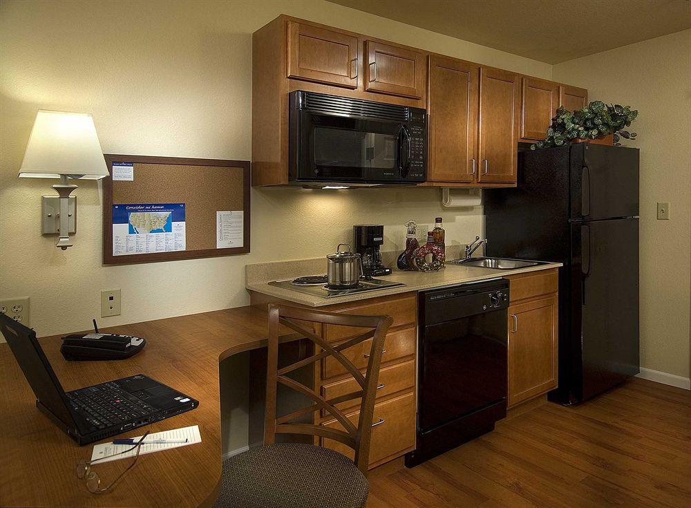 Hotel Candlewood Kansas By Ihg 2*